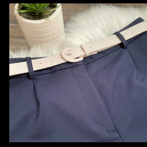 ***SOLD***Zara belted navy shorts - Size XL - Picture 2 of 3